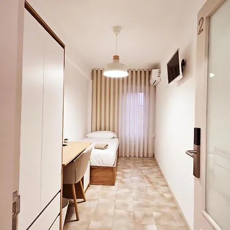 公寓 Rooms4you 3 In Historic Center Of *