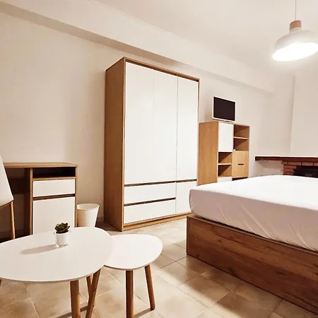 Гостьовий будинок Rooms4you 3 In Historic Center Of *